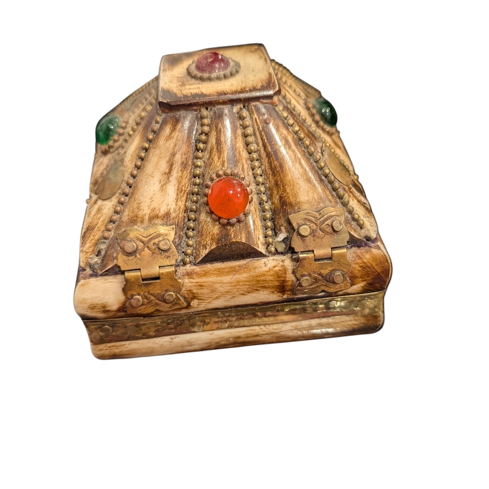 Vintage Trinket Box with Possible Camel Bone Inlay, Brass Fittings Purple Lining - Picture 6 of 13
